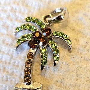 PALM TREE PENDANT